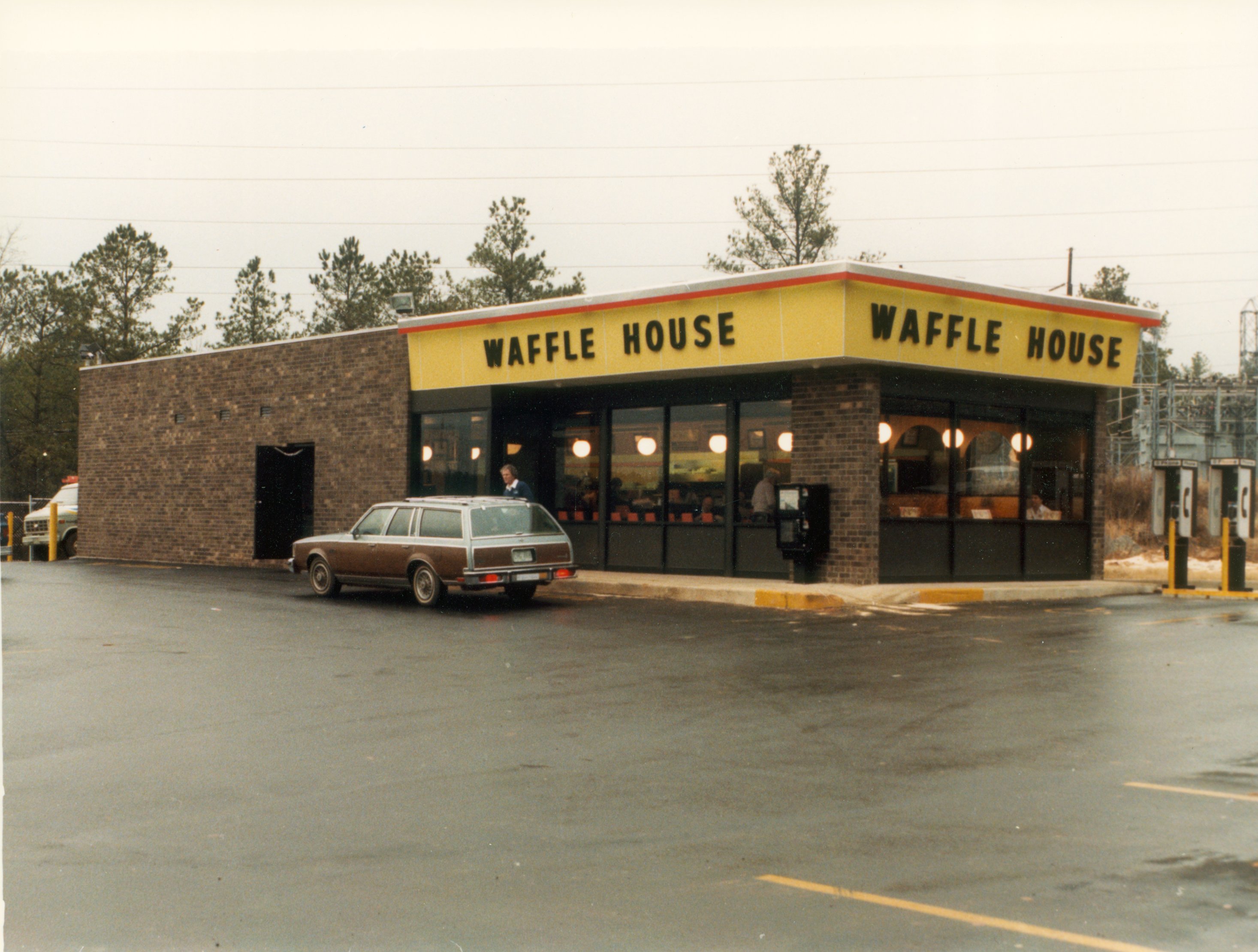 Exterior of Waffle House restaurant